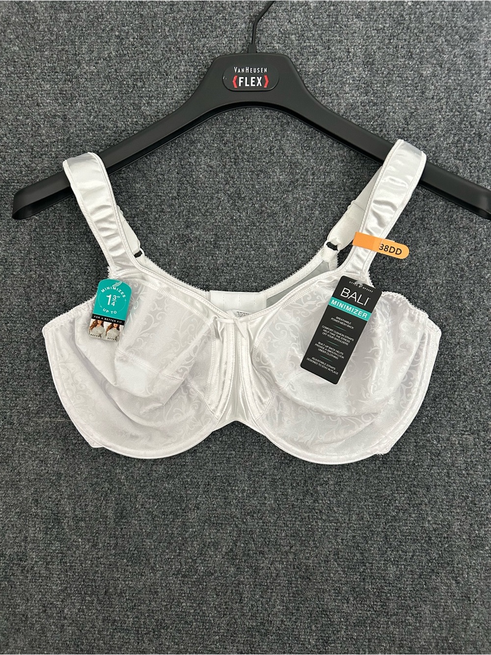 NWT Bali White Minimizer Underwire Bra - 38DD